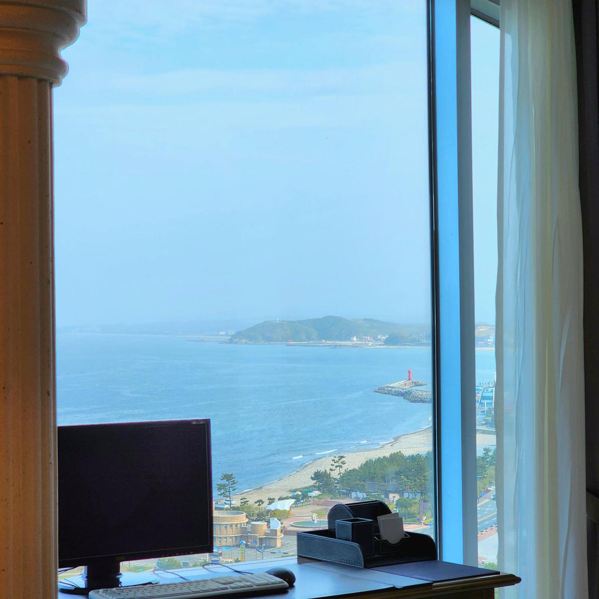 Hotel Maremons Sokcho Exterior photo