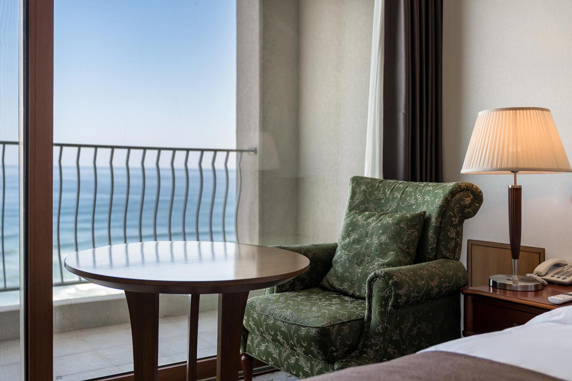 Hotel Maremons Sokcho Exterior photo